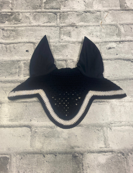 Shedrow Fly Bonnet Black/White F