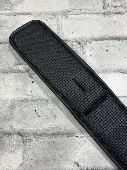 26" Neoprene Dressage Girth Black