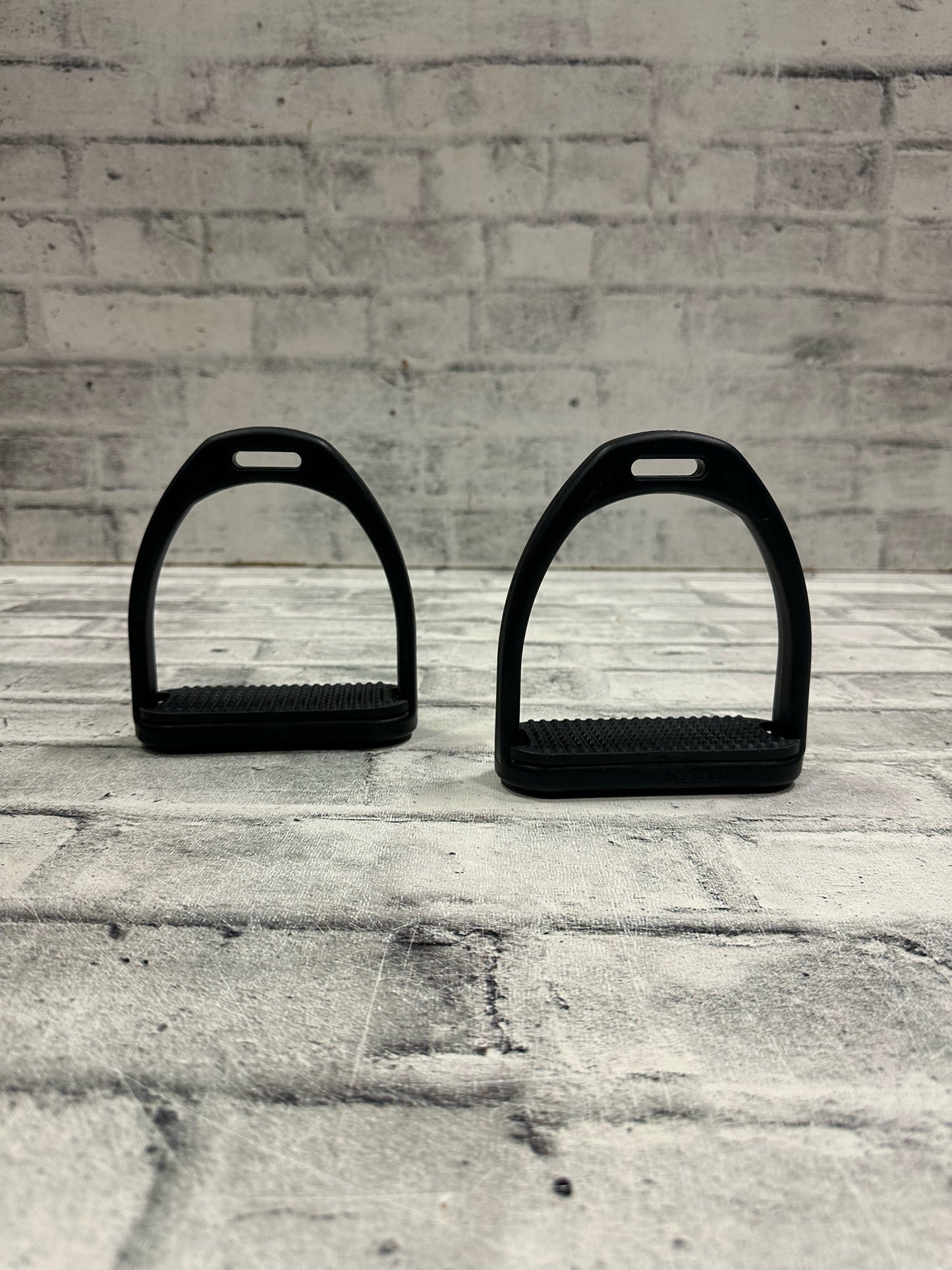 4.75" Throwgood Plastic Stirrup Irons