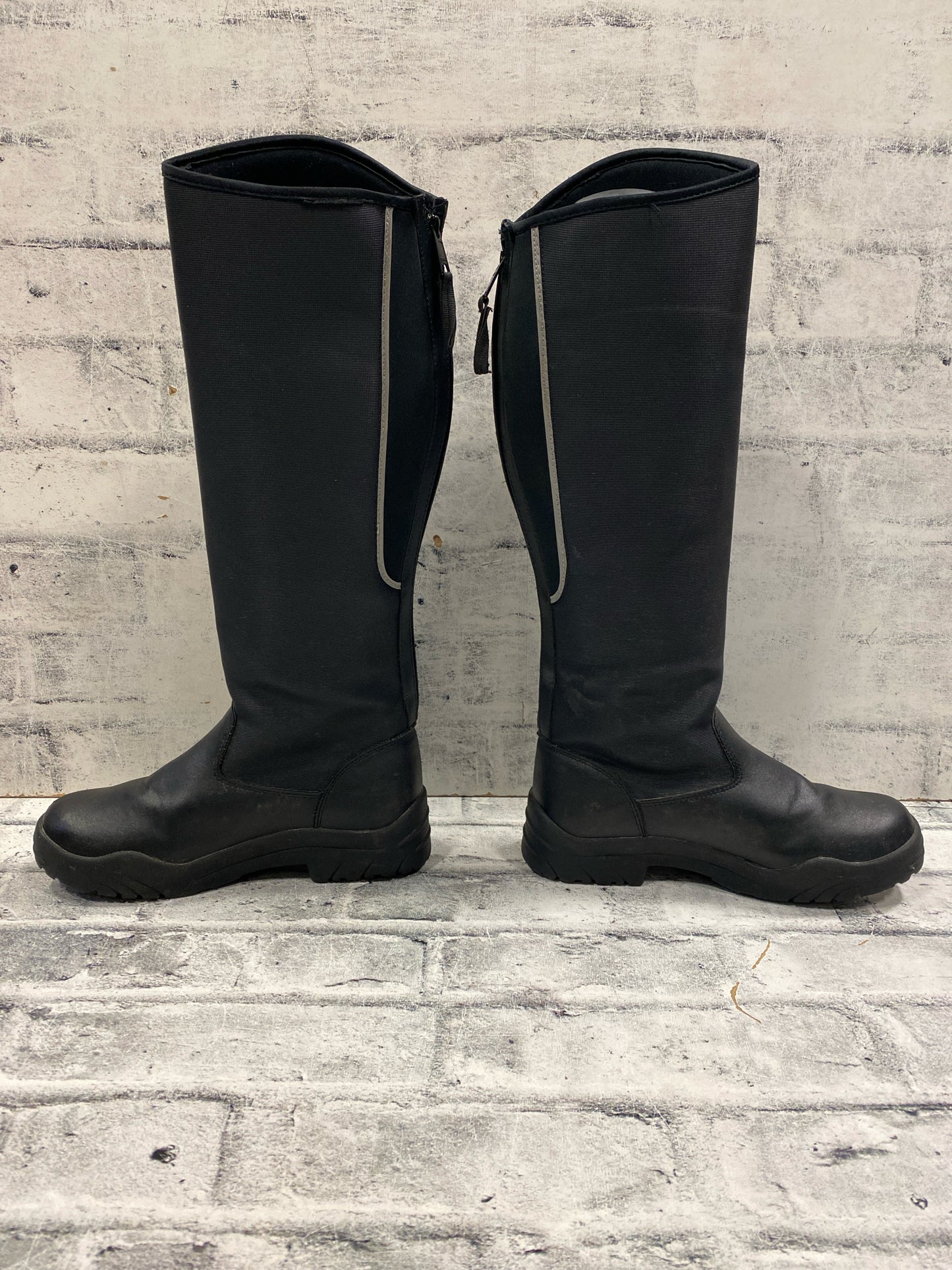 Winter Tall Boots Black 9.5 H 16" C 15"