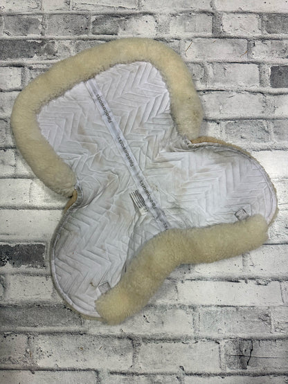 FleeceWorks Sheepskin Half Pad White L