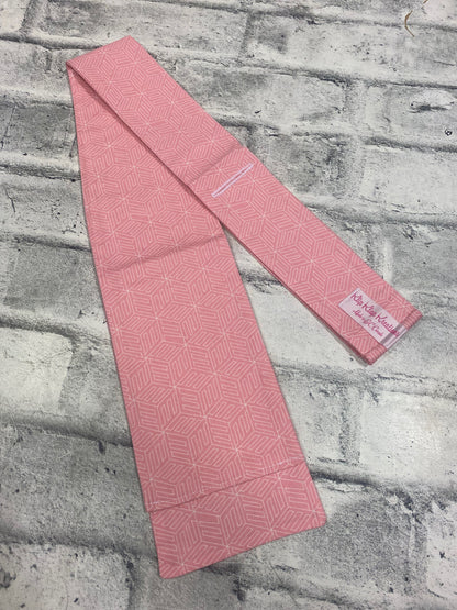 Klip Klop Kreations Four Fold Stock Tie - Pink & White Geometric Pattern