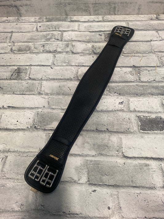 28" Wintec Neoprene Dressage Girth Black