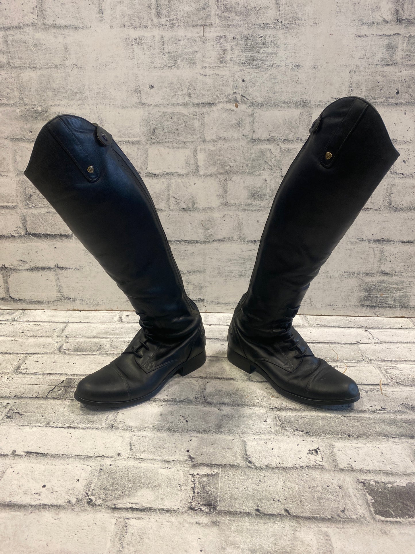 Ariat Heritage Contour Field Zip Boots 8B Black