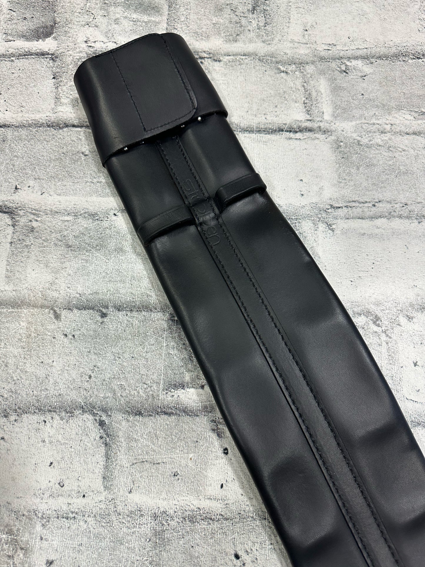 26" Stubben Leather Dressage Girth Black
