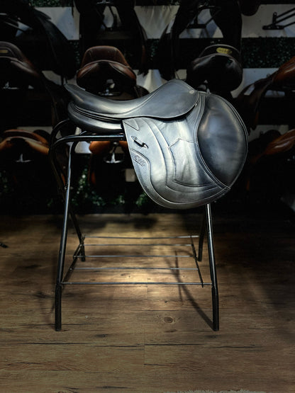18" 2016 CWD CC Saddle SE 02 (M - 4.5" Gullet)