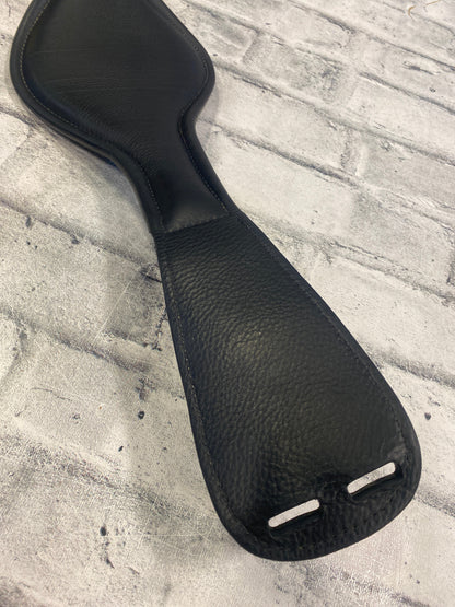 28" Shoulder Releif Dressage Girth Black