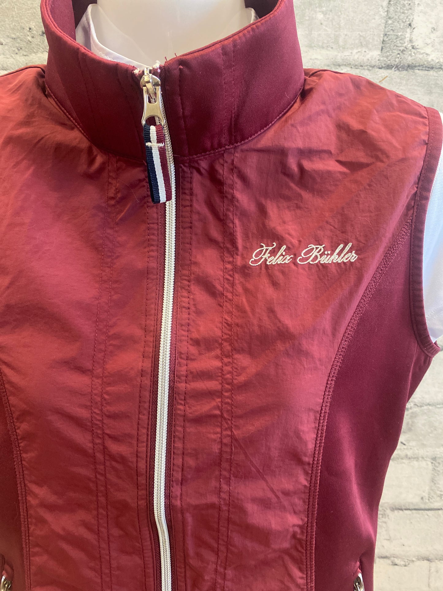 Felix Buhler Technical Vest Maroon S