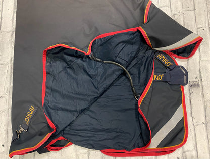 75" Amigo Rain Sheet w/Neck (Disc Closure) Black/Red