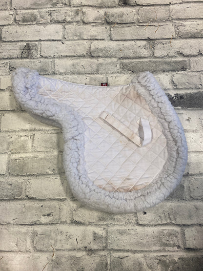 Ogilvy Fleece Shaped Pad White
