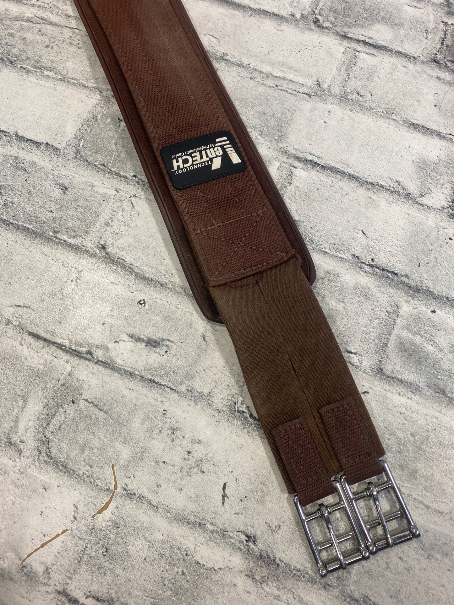 52" Professional's Choice VenTECH Girth Brown