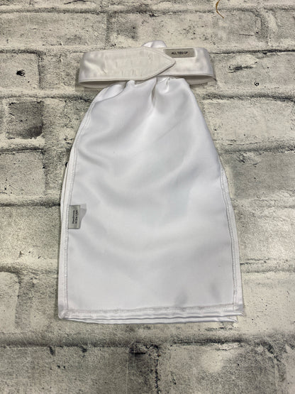 All Tied Up Stock Tie White w/ Grey Accents