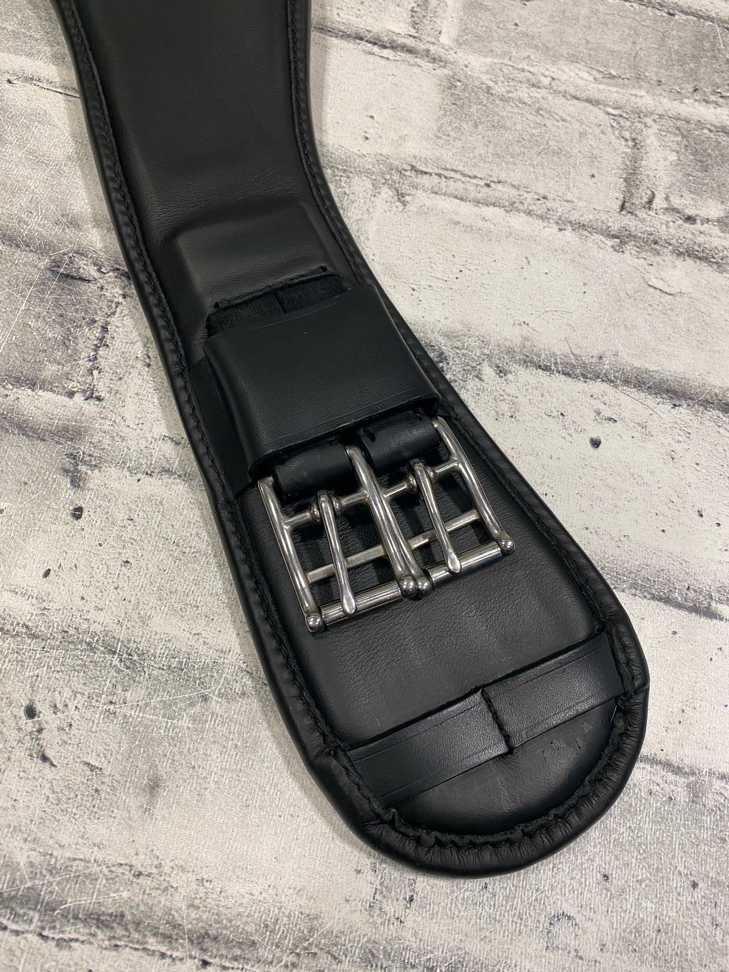 28" NSC Anatomic Leather Dressage Girth