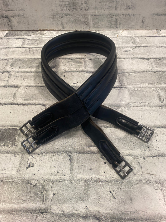 50" Nunn Finer Leather Girth w Elastics Black