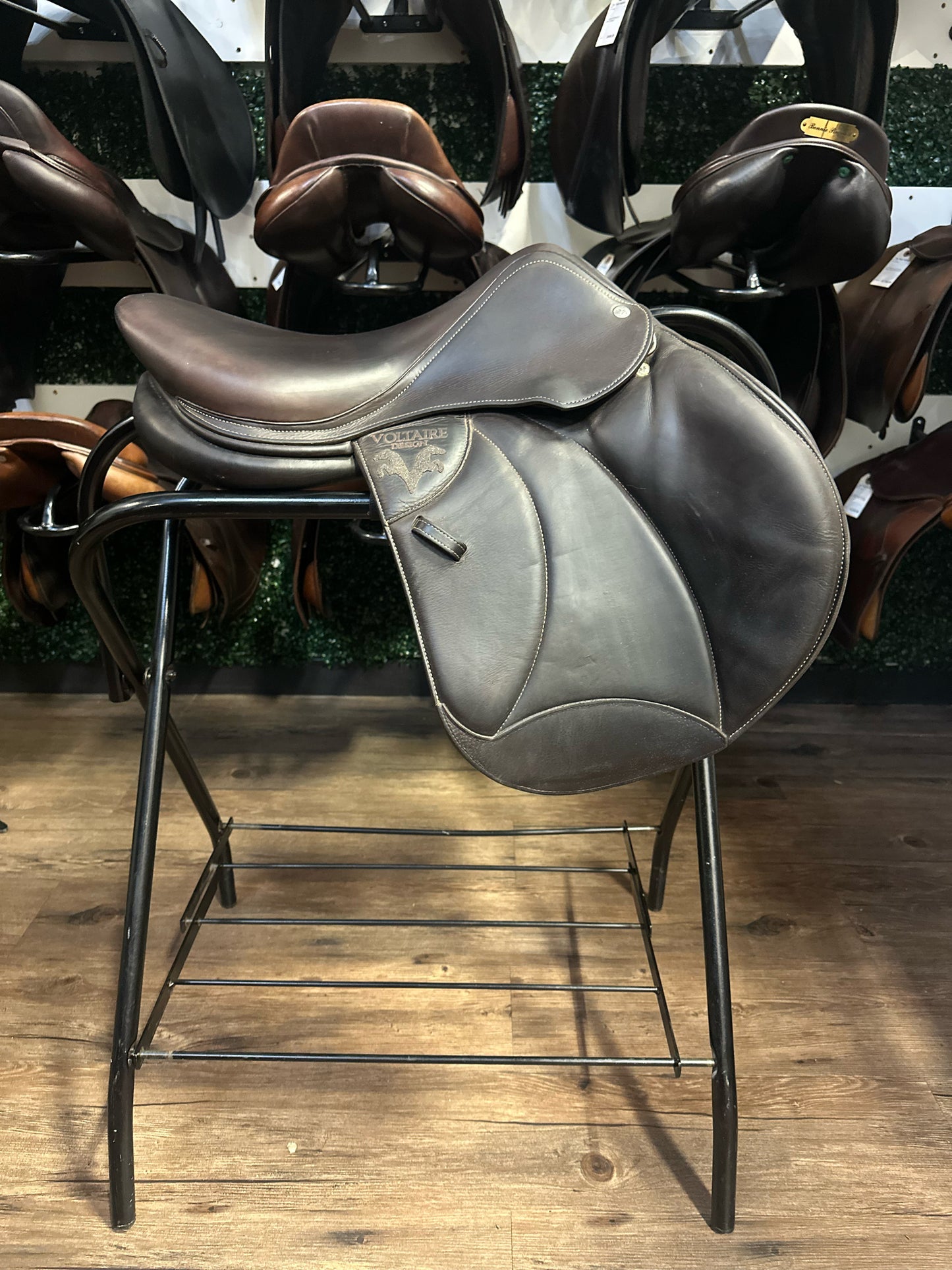 17" 2020 Voltaire Palm Beech CC Saddle MN (4.25" Gullet)