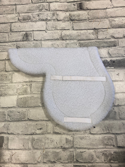 Medallion Fleece Shaped Pad White
