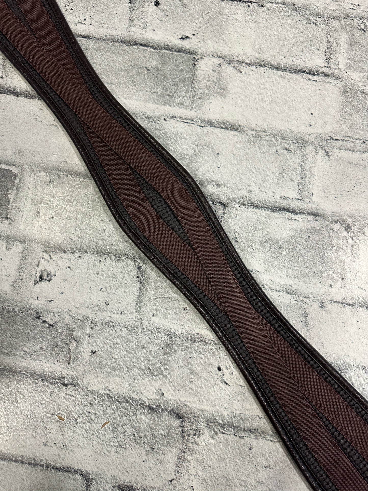 48" Thorowgood Neoprene Girth Brown w/ One Side Elastic