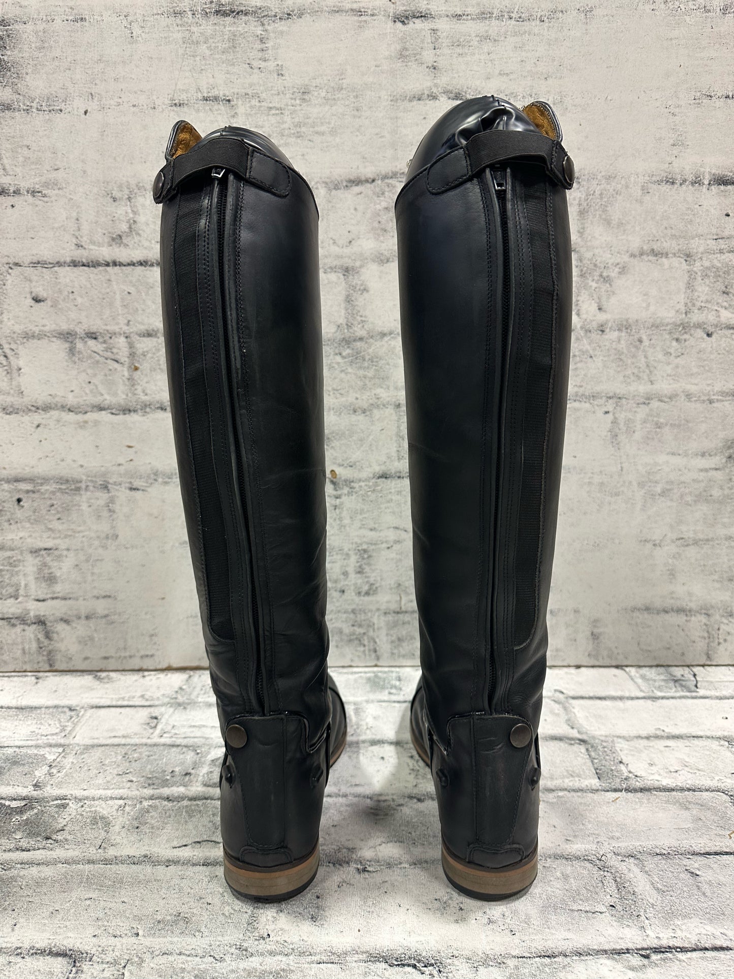 Cresendo Tall Boots Black 9.5 17" H 12" W