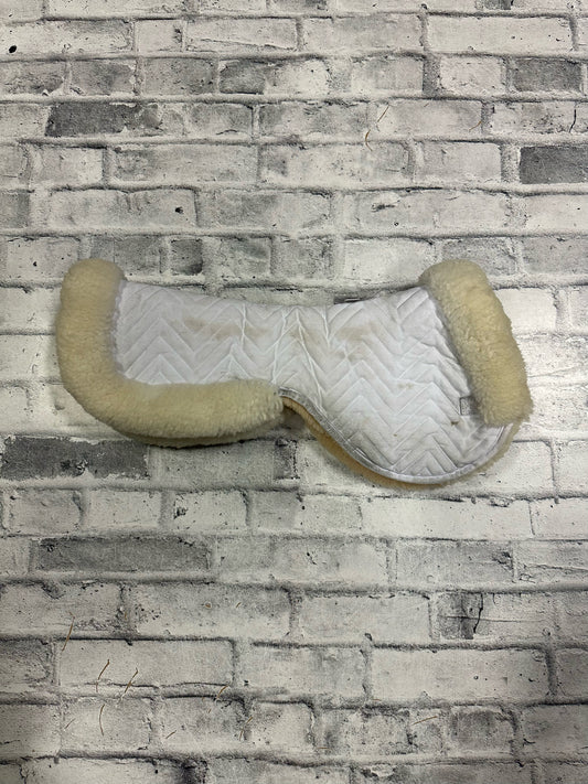FleeceWorks Sheepskin Half Pad White L