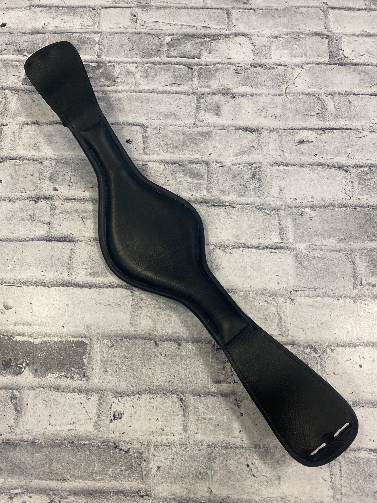 28" Shoulder Releif Dressage Girth Black