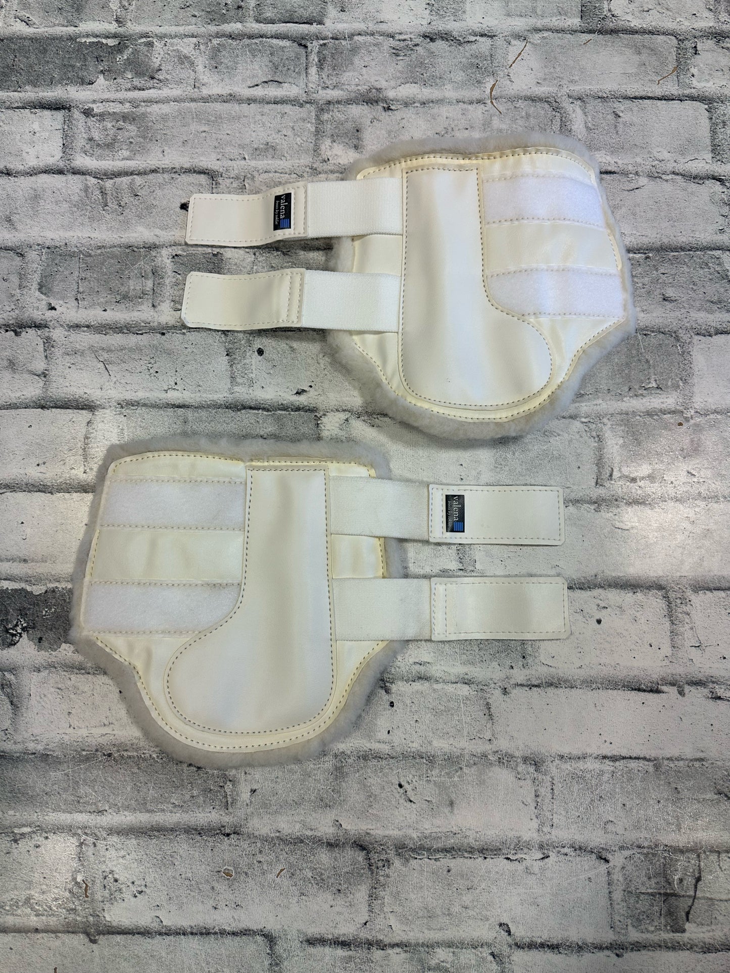 Valena Brushing Boots White S