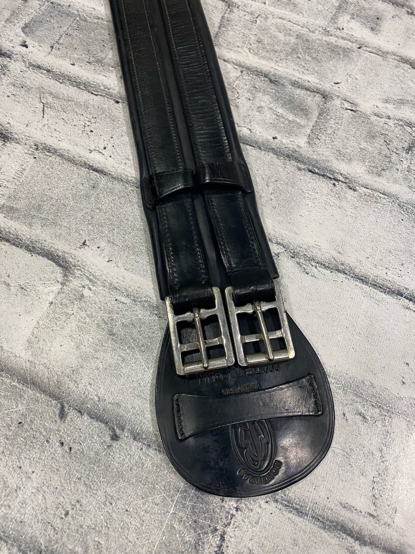 24" Monturas Lucas Talavera Dressage Girth Black