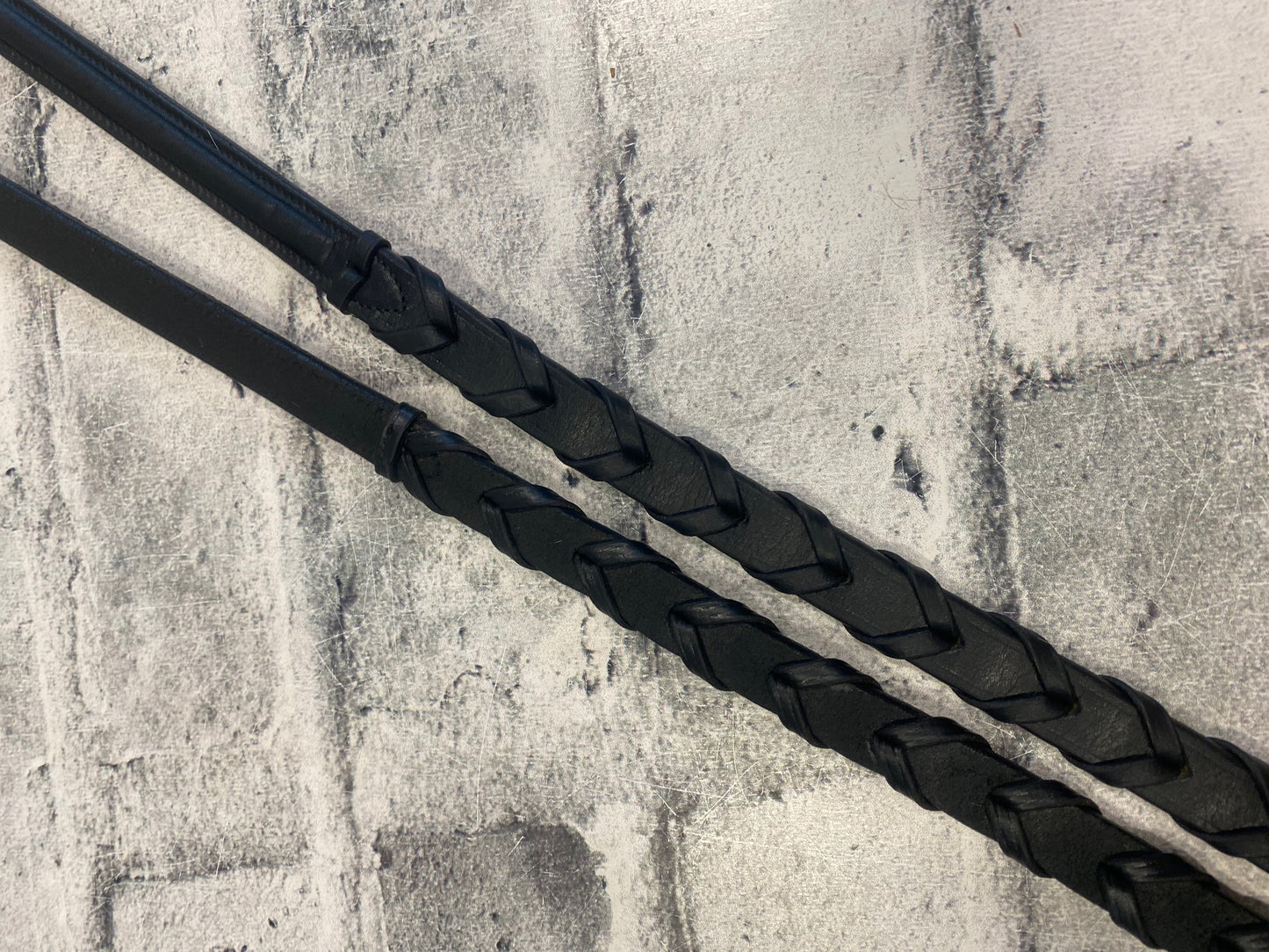 Dressage Bridle w/Crank Noseband w/Reins Black F
