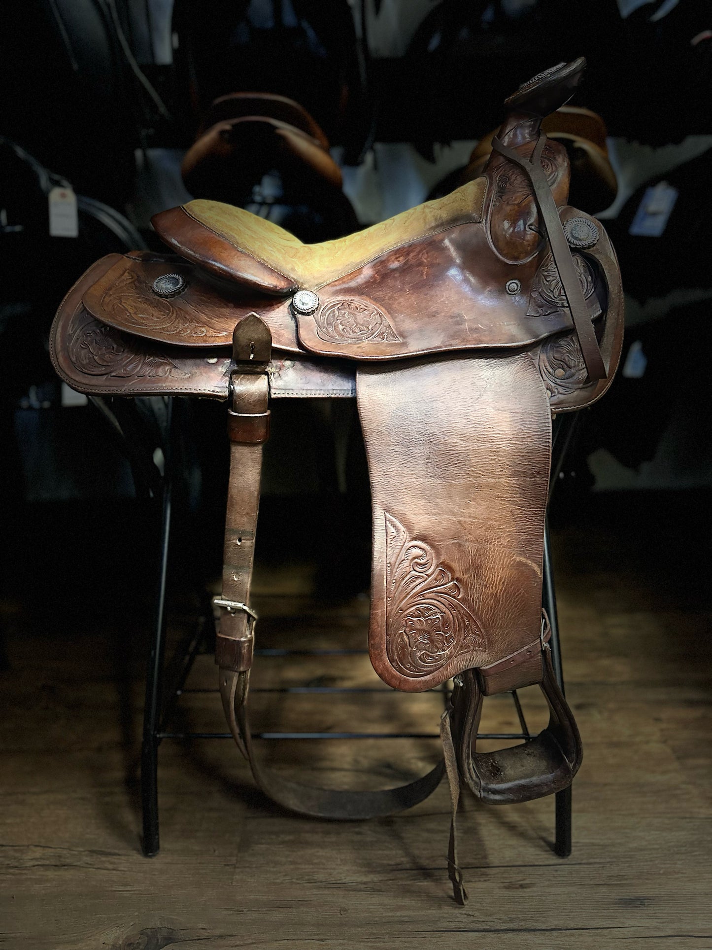 15.5" F. Eamor Roping Saddle #75