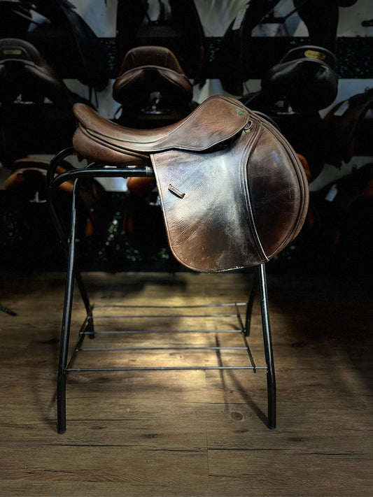 17.5" County CC Saddle N (4") 100A0270