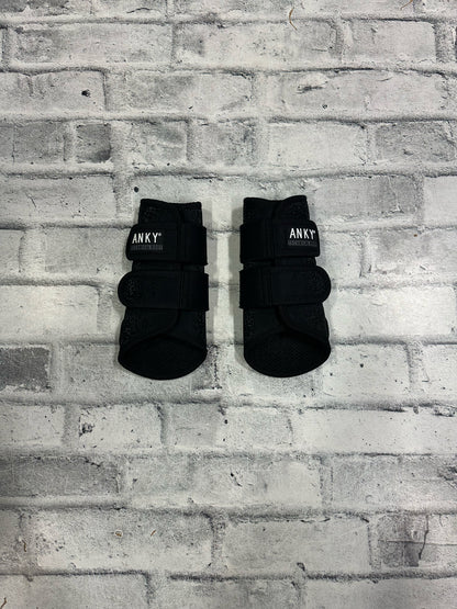 Anky Brushing Boots Black S