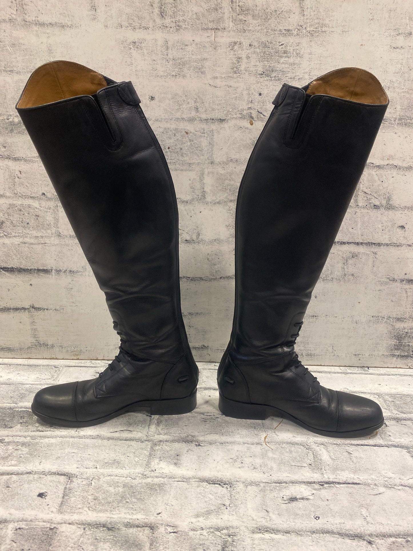 Ariat Field Boots Black 8.5 H 19" C 14"