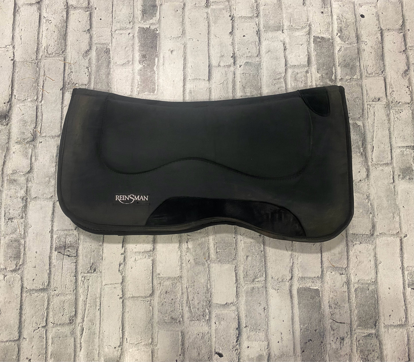 Reinsman Non-Slip Working Pad Black 32" x 33"