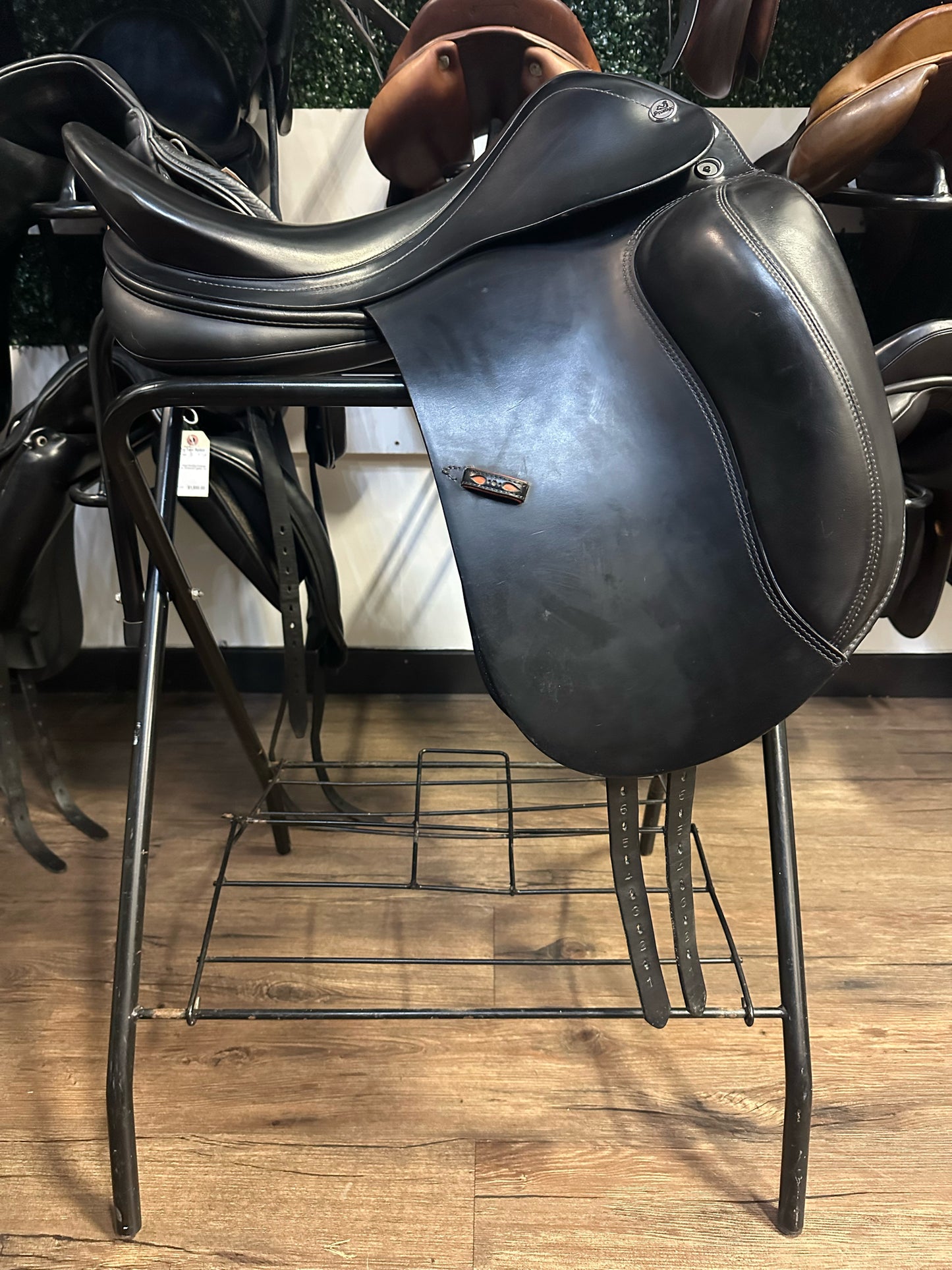 18" 2011 Prestige Dressage Saddle