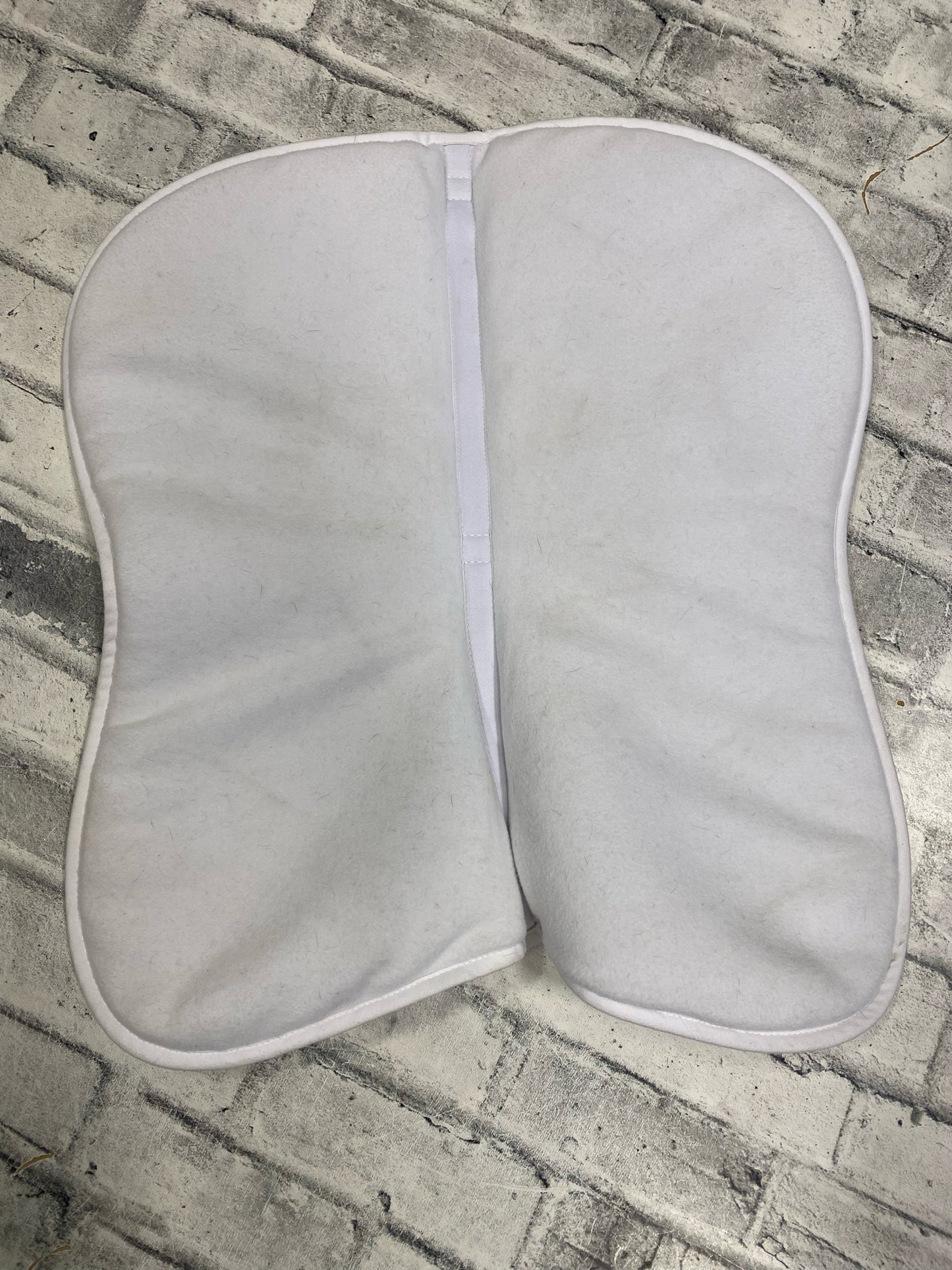 Ogilvy Half Pad White