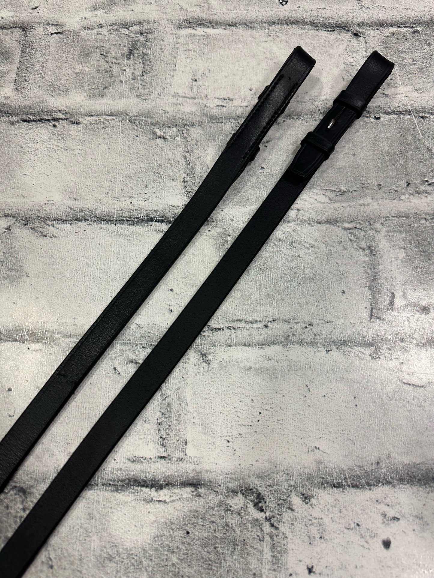 Laced Reins Black
