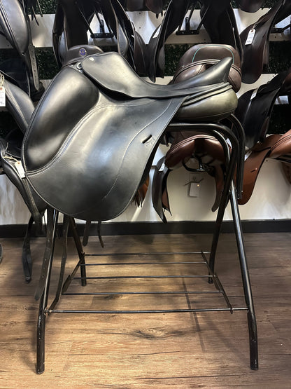 17.5" Regal Monoflap Dressage Saddle