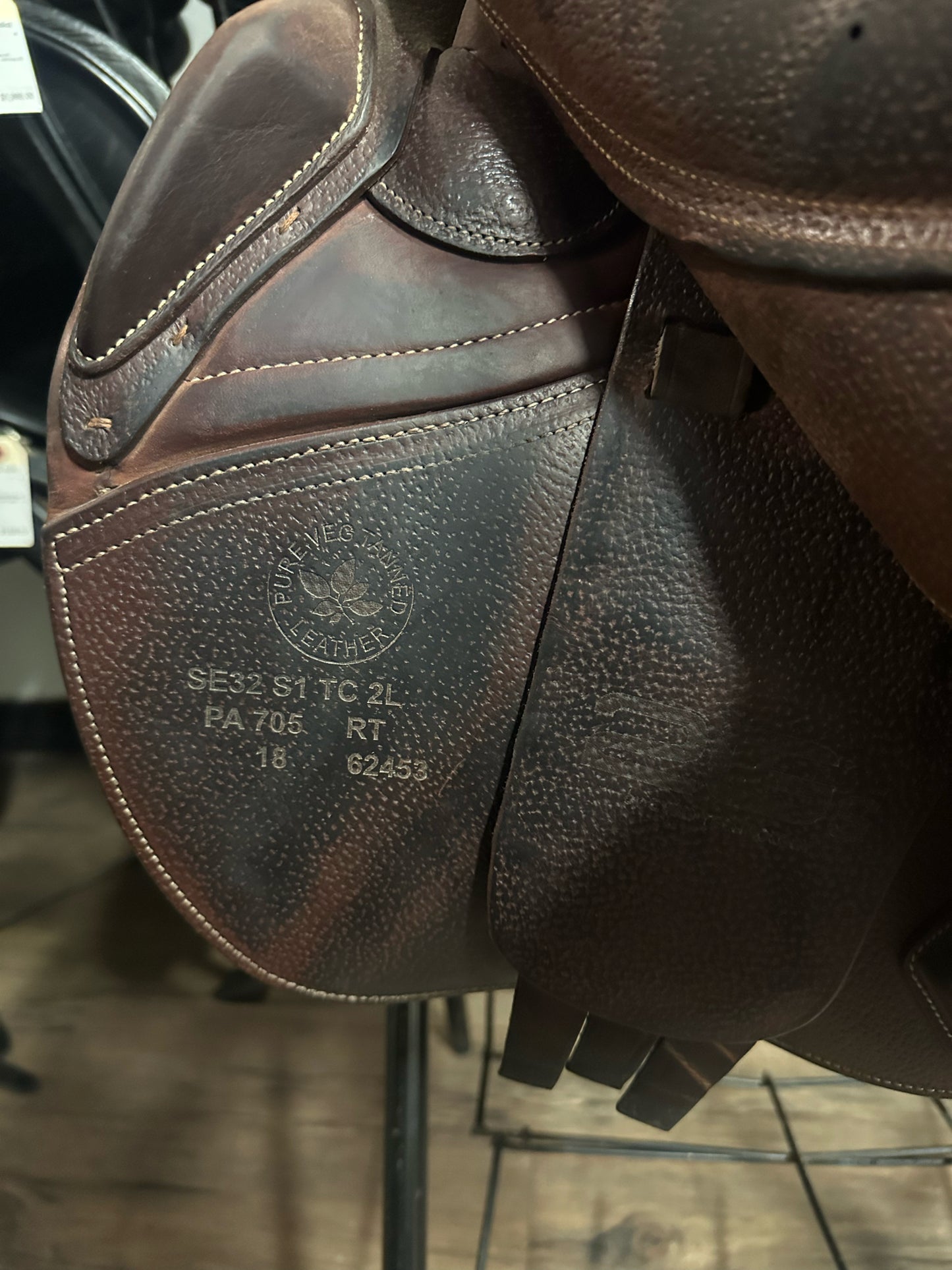 17" 2018 CWD Mademoiselle Saddle SE32 2L Flap
