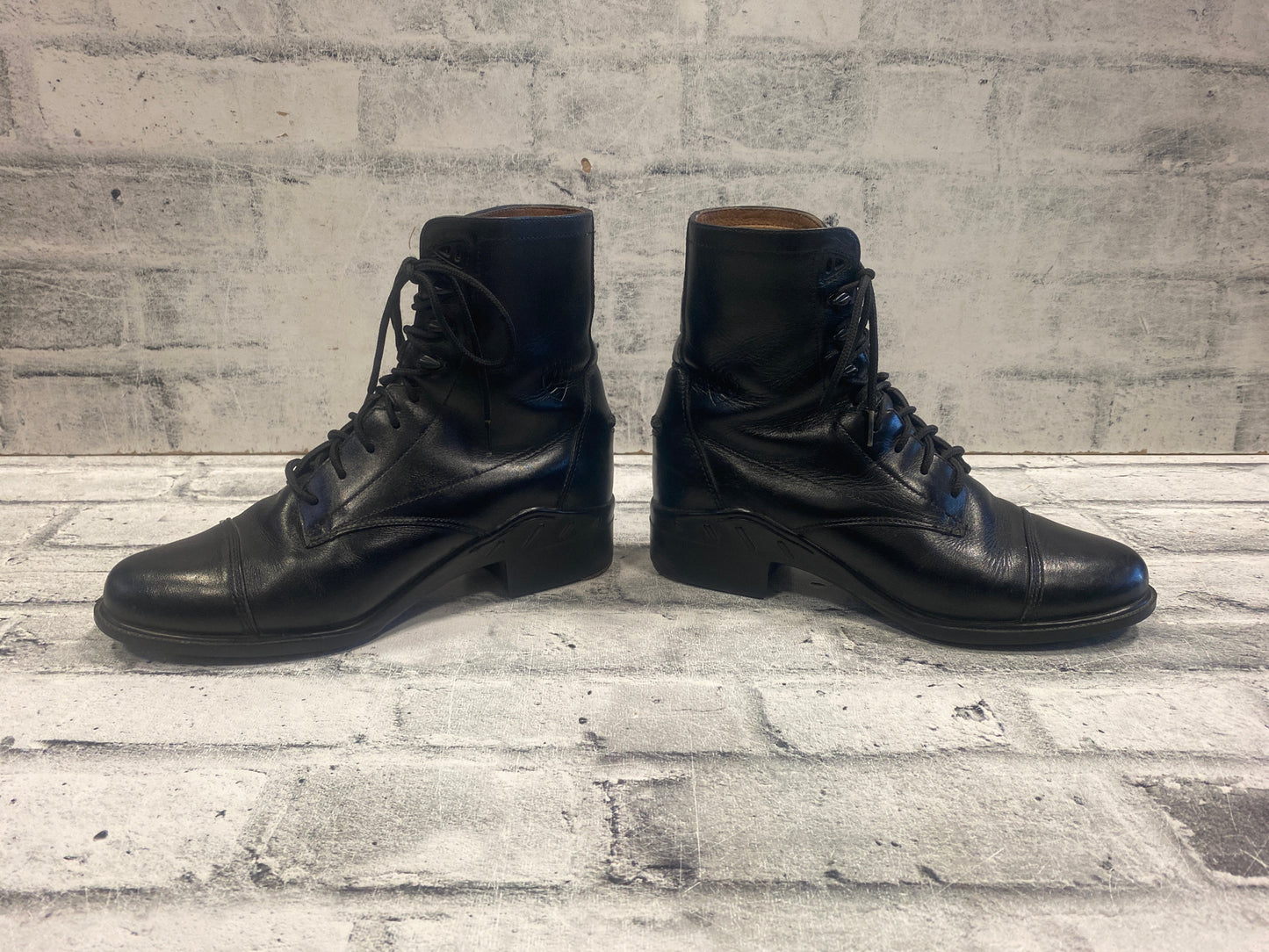 Ariat Lace Up Paddock Boots Black 10B