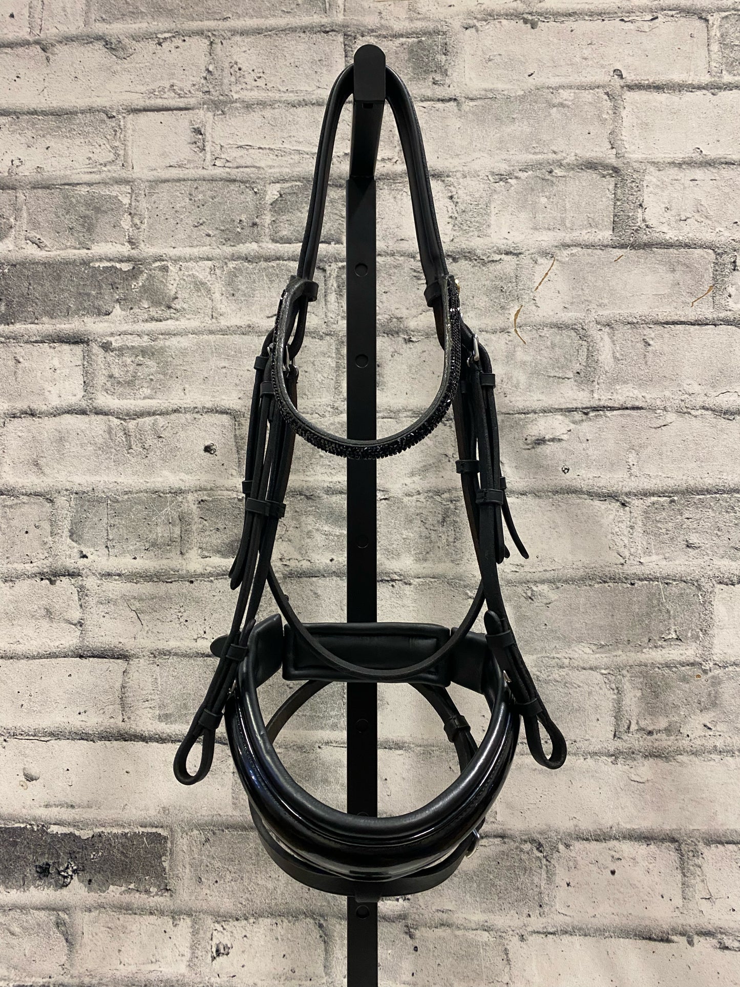 BR Dressage Bridle w/ Flash + Crank Noseband Black F