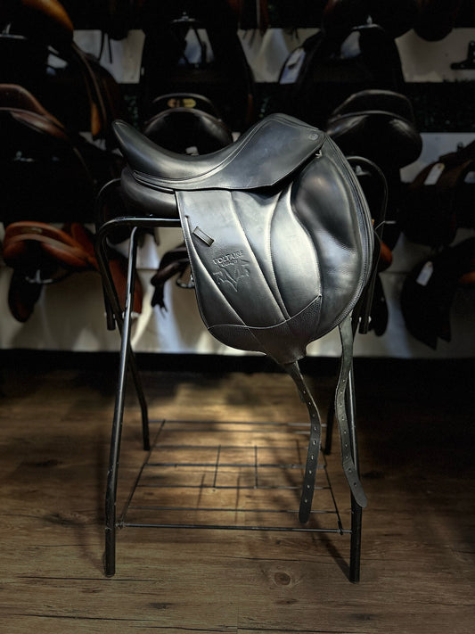 16" 2020 Voltaire Abelaide Dressage Saddle - 5" Gullet (MW)