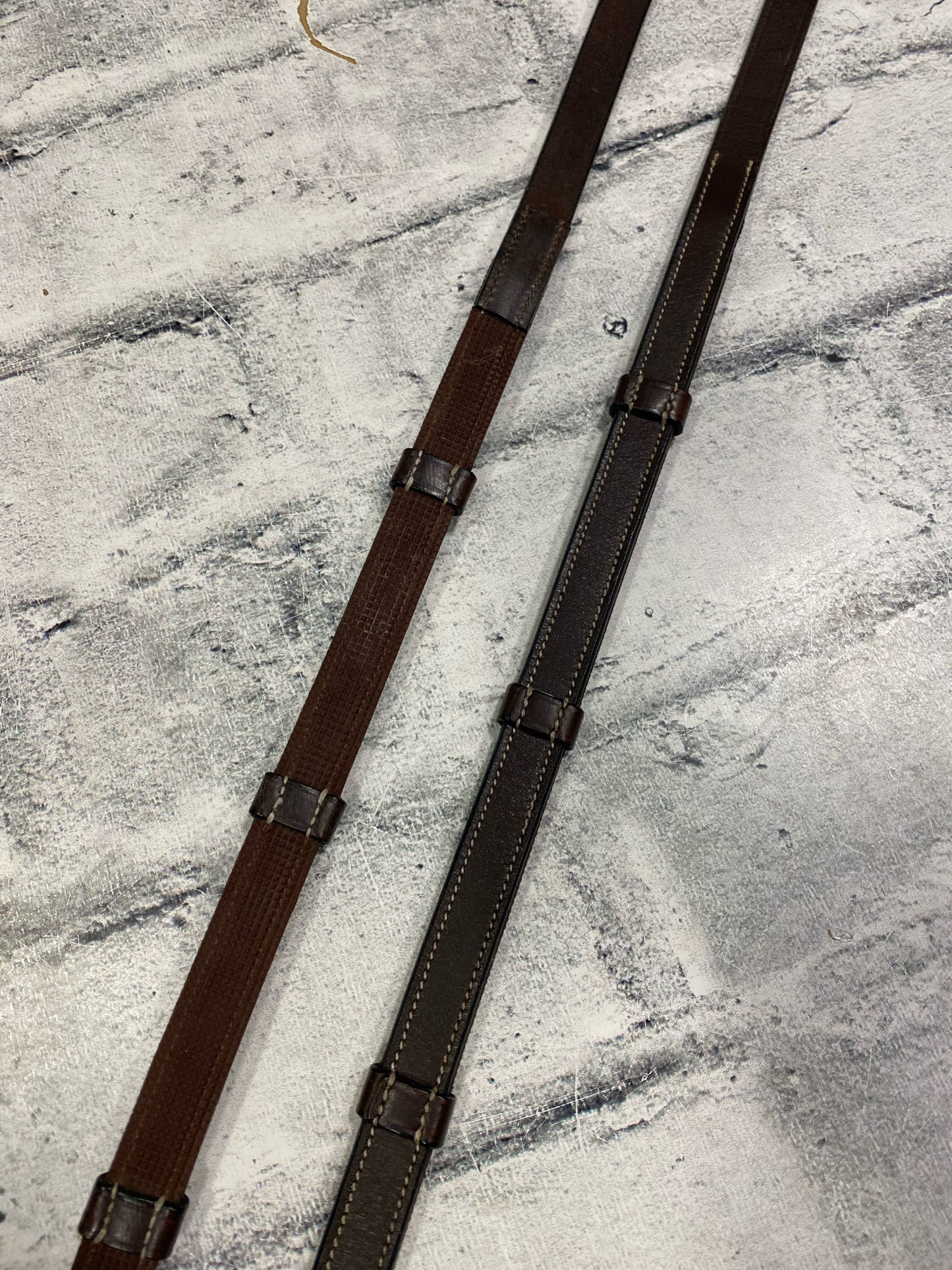 Val Du Bois Rubber Lined Reins w/Stops Brown