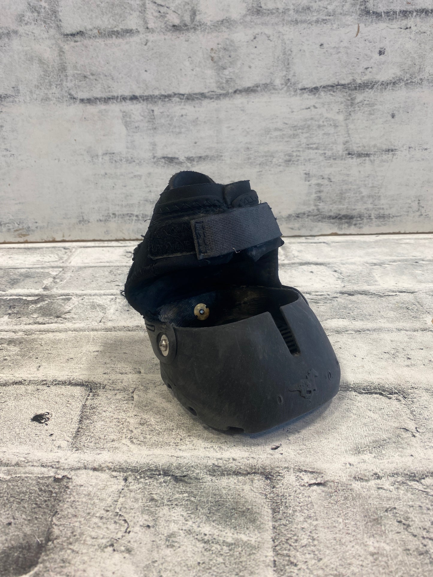 Easy Boot w/Studs 0