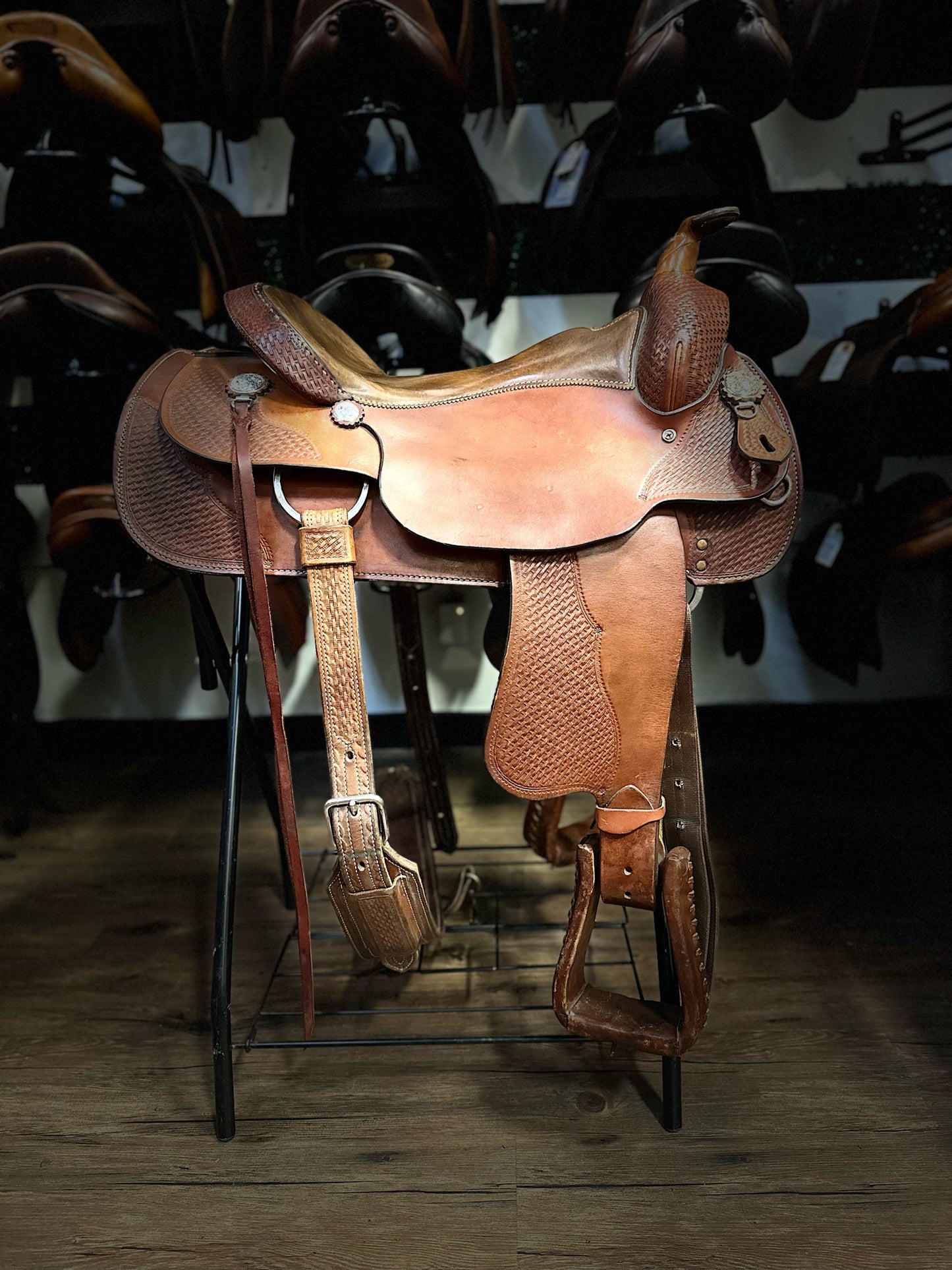 17" Crates #2197 Reining Saddle w/ Equifit Tree (Full QH - 6" Gullet)
