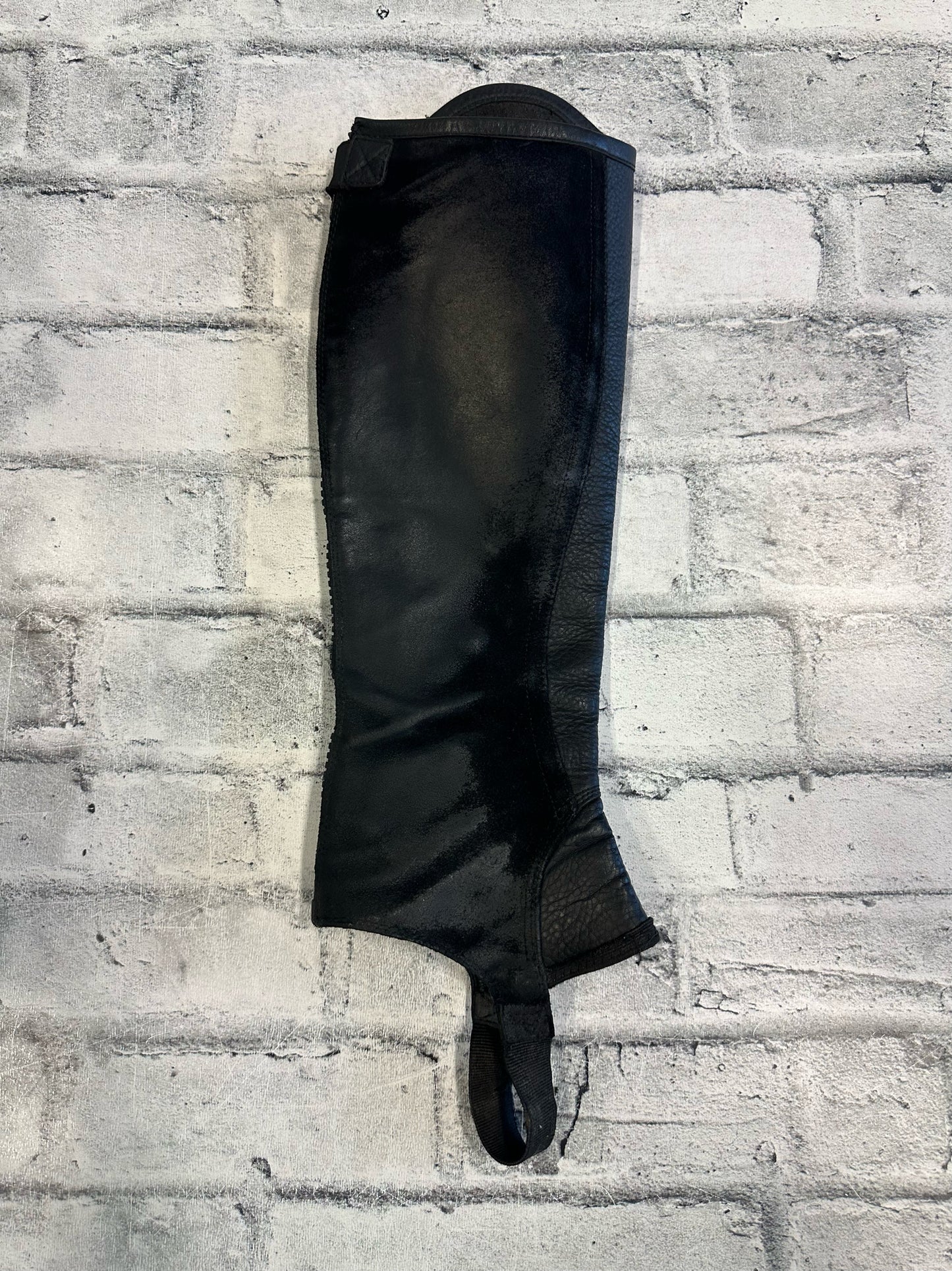 Ariat Leather/Suede Half Chaps - C 13" H 16"