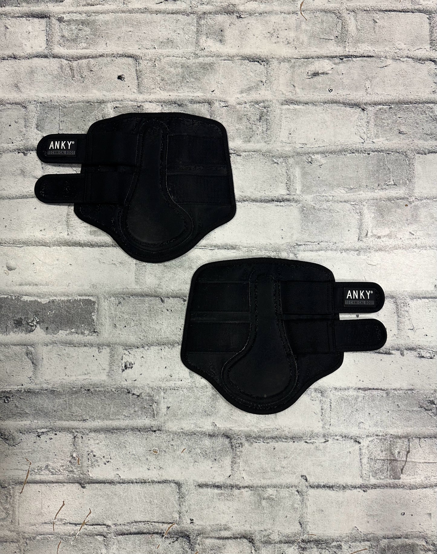 Anky Brushing Boots Black S