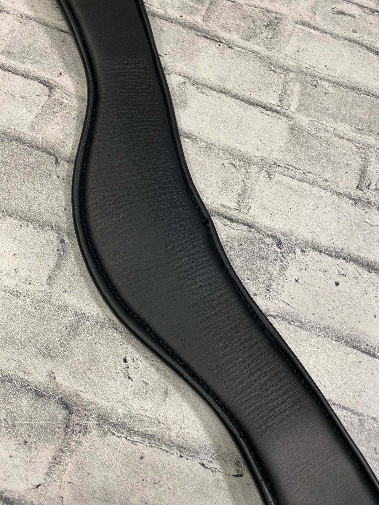 28" NSC Anatomic Leather Dressage Girth