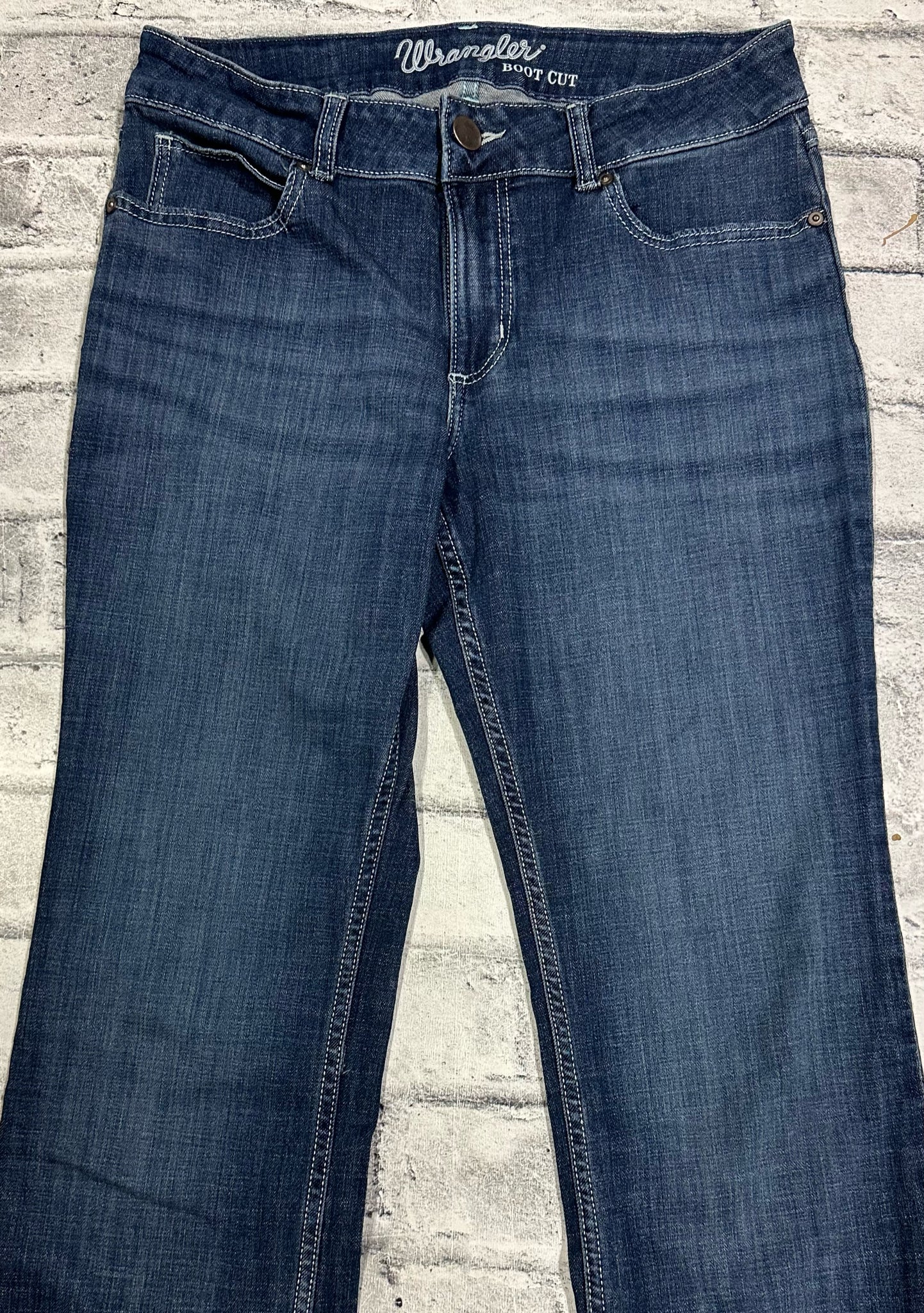 Wrangler Boot Cut Medium Wash Jeans 36