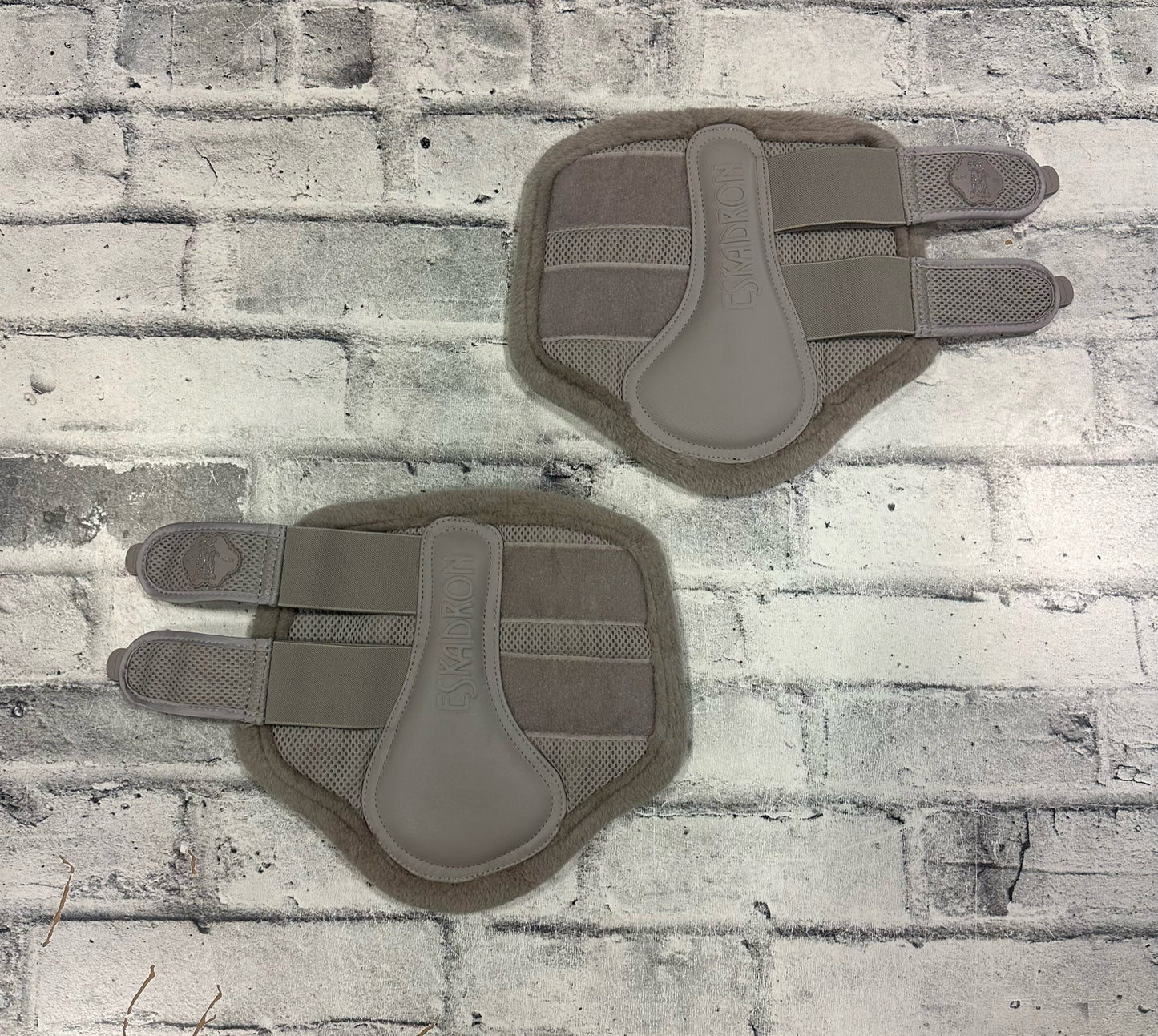 Eskadron Brushing Boots Grey M