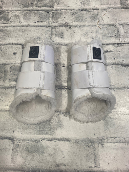 Shedrow Brushing Boots White M