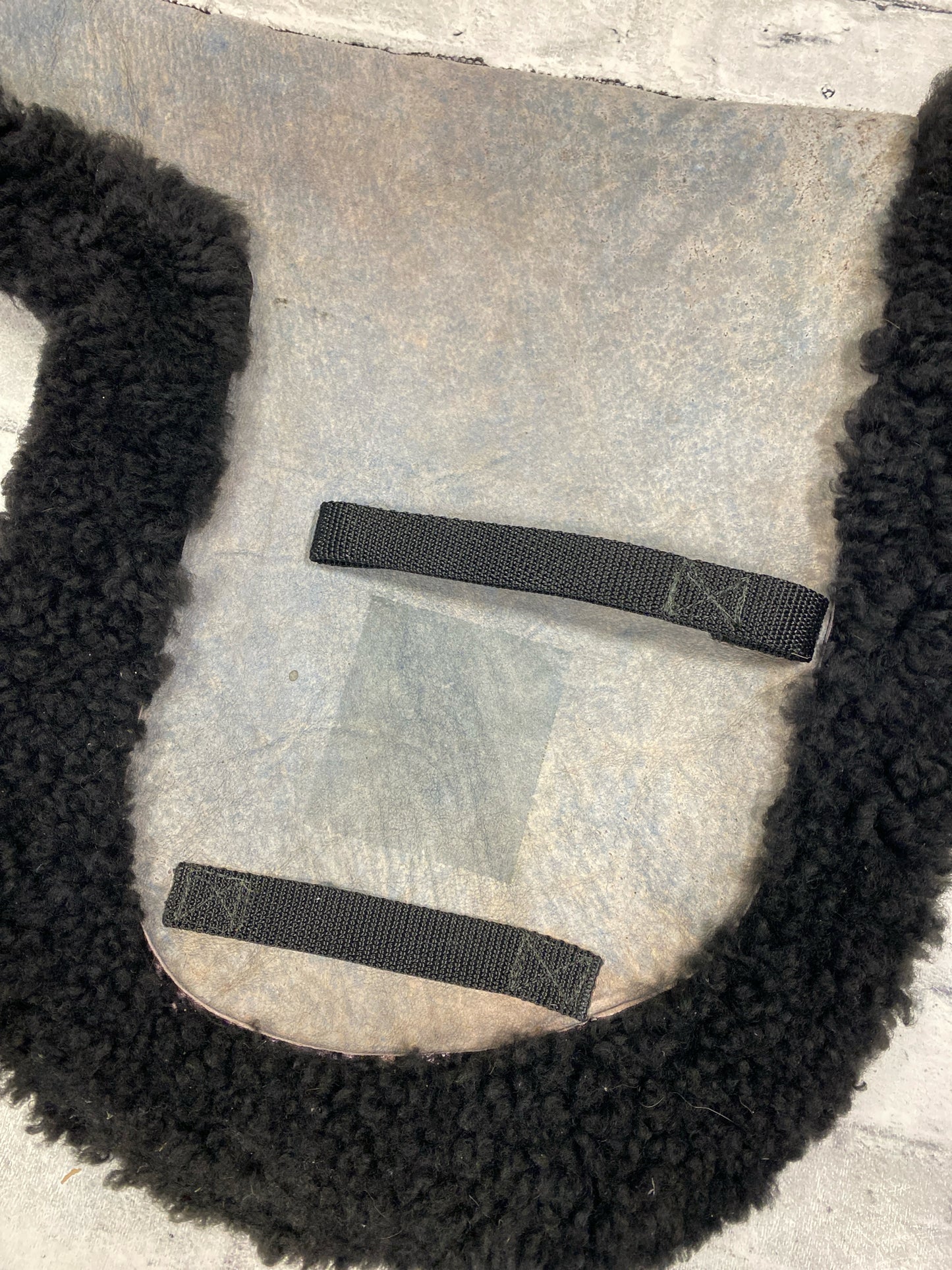 Sheepskin Shaped Dressage Pad Black F